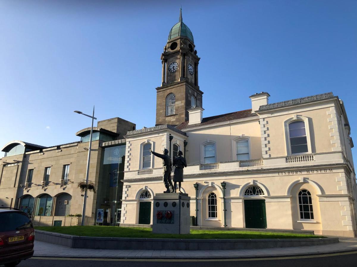 Central Lisburn Duplex Apartment Siren Stays Eksteriør bilde